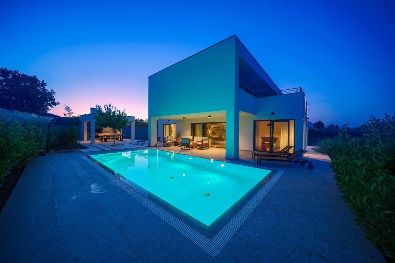 Villa O Vodice Exterior photo